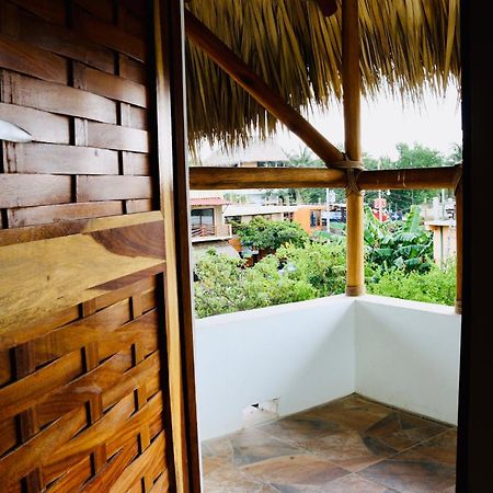 Hostel Experiencia Surf Camp Brisas de Zicatela Exterior foto