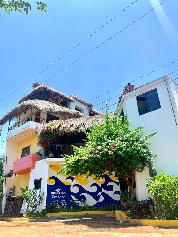 Hostel Experiencia Surf Camp Brisas de Zicatela Exterior foto