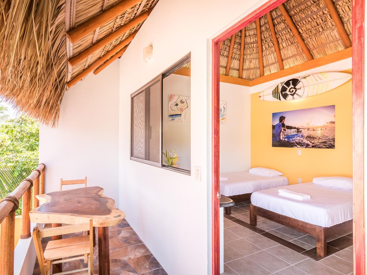 Hostel Experiencia Surf Camp Brisas de Zicatela Exterior foto