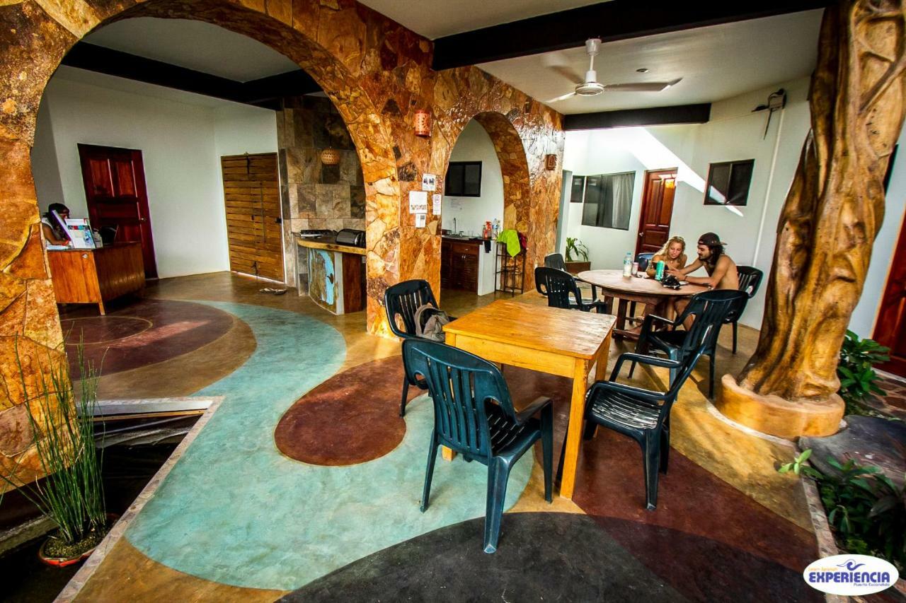 Hostel Experiencia Surf Camp Brisas de Zicatela Exterior foto