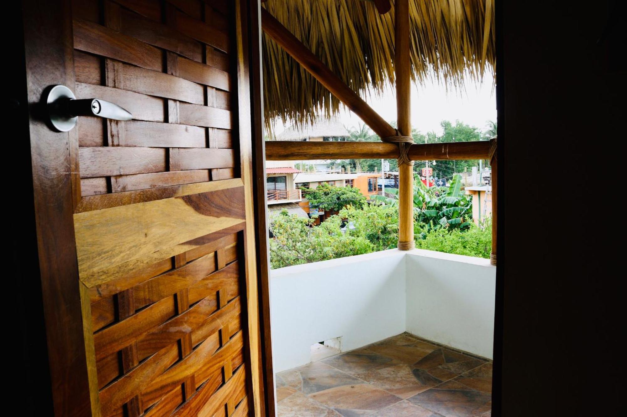 Hostel Experiencia Surf Camp Brisas de Zicatela Exterior foto